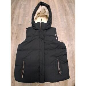 Holister women's cropped knitted jacket/ Vest L-Size hoodie black quilted